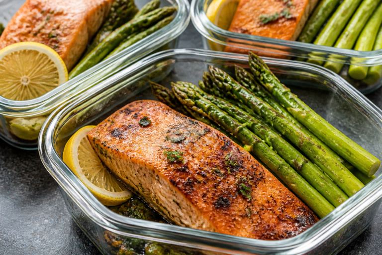 Healthy Keto Salmon and Asparagus Meal Prep – Simple, Fresh, and Satisfying
